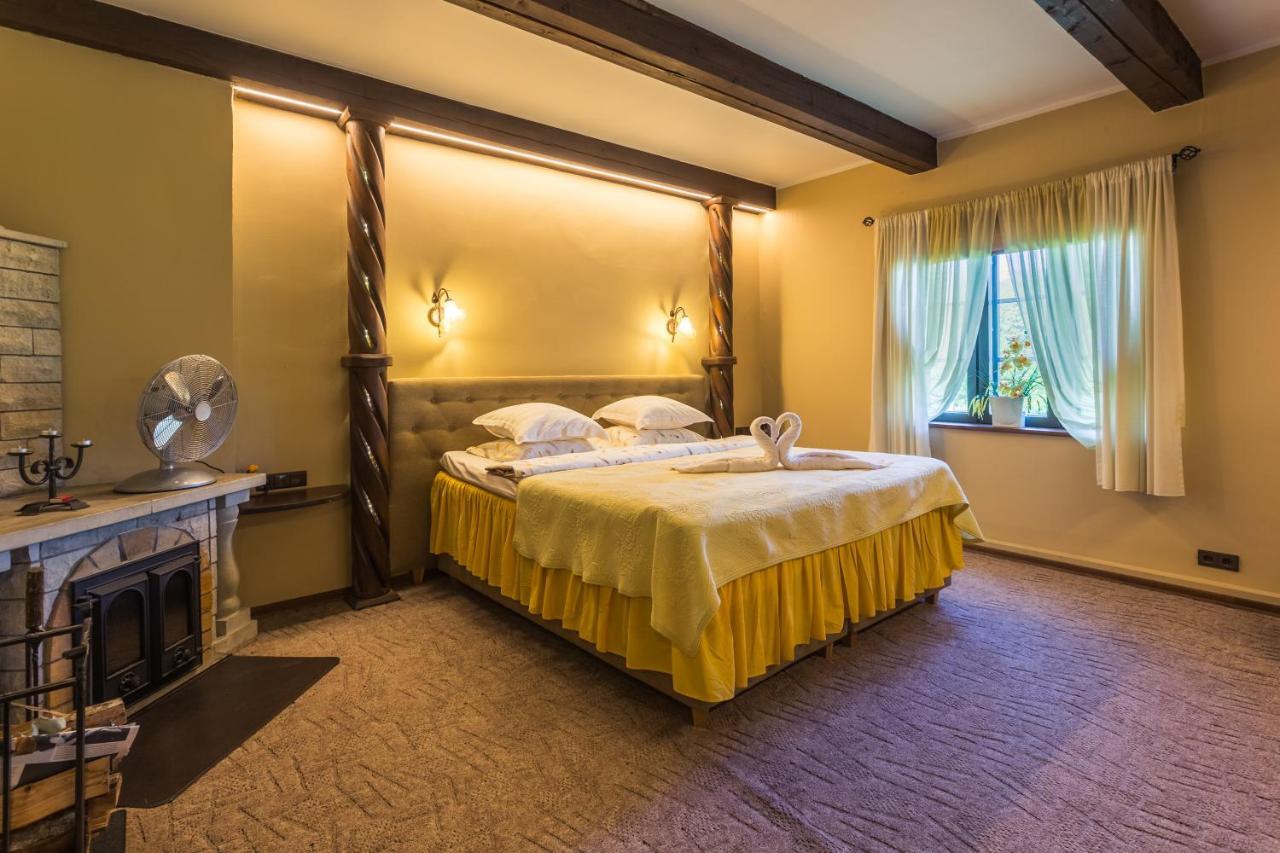 Ruunawere Hotel Nommealuse Ngoại thất bức ảnh