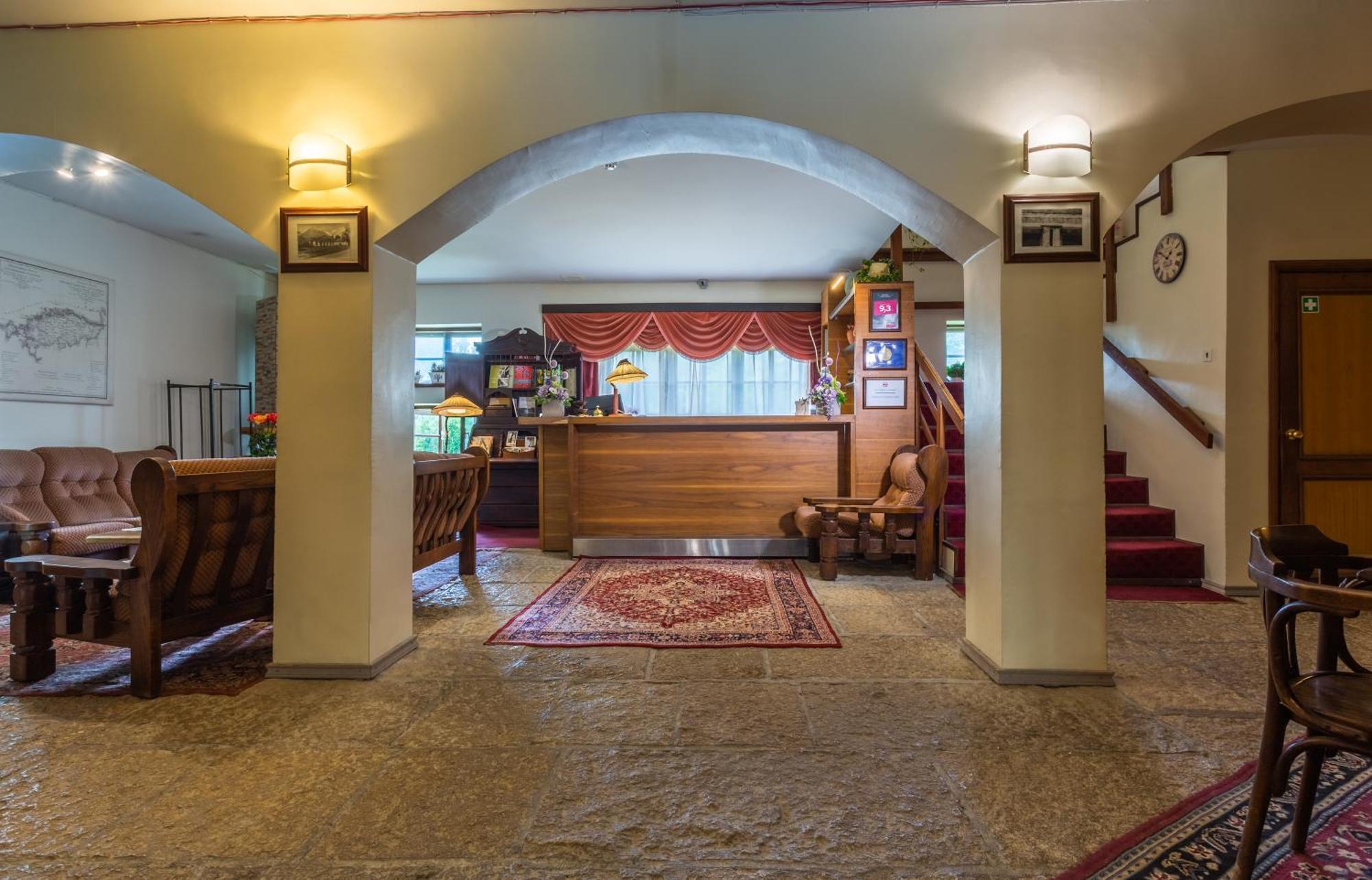 Ruunawere Hotel Nommealuse Ngoại thất bức ảnh