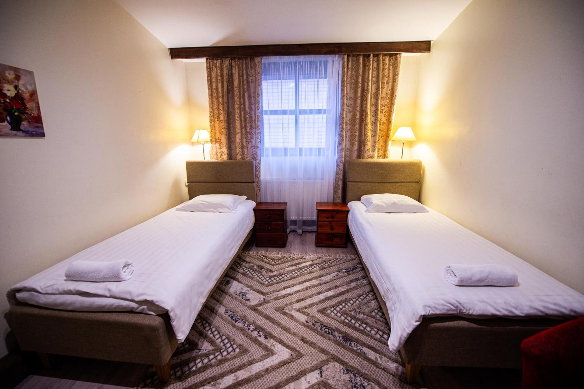 Ruunawere Hotel Nommealuse Ngoại thất bức ảnh
