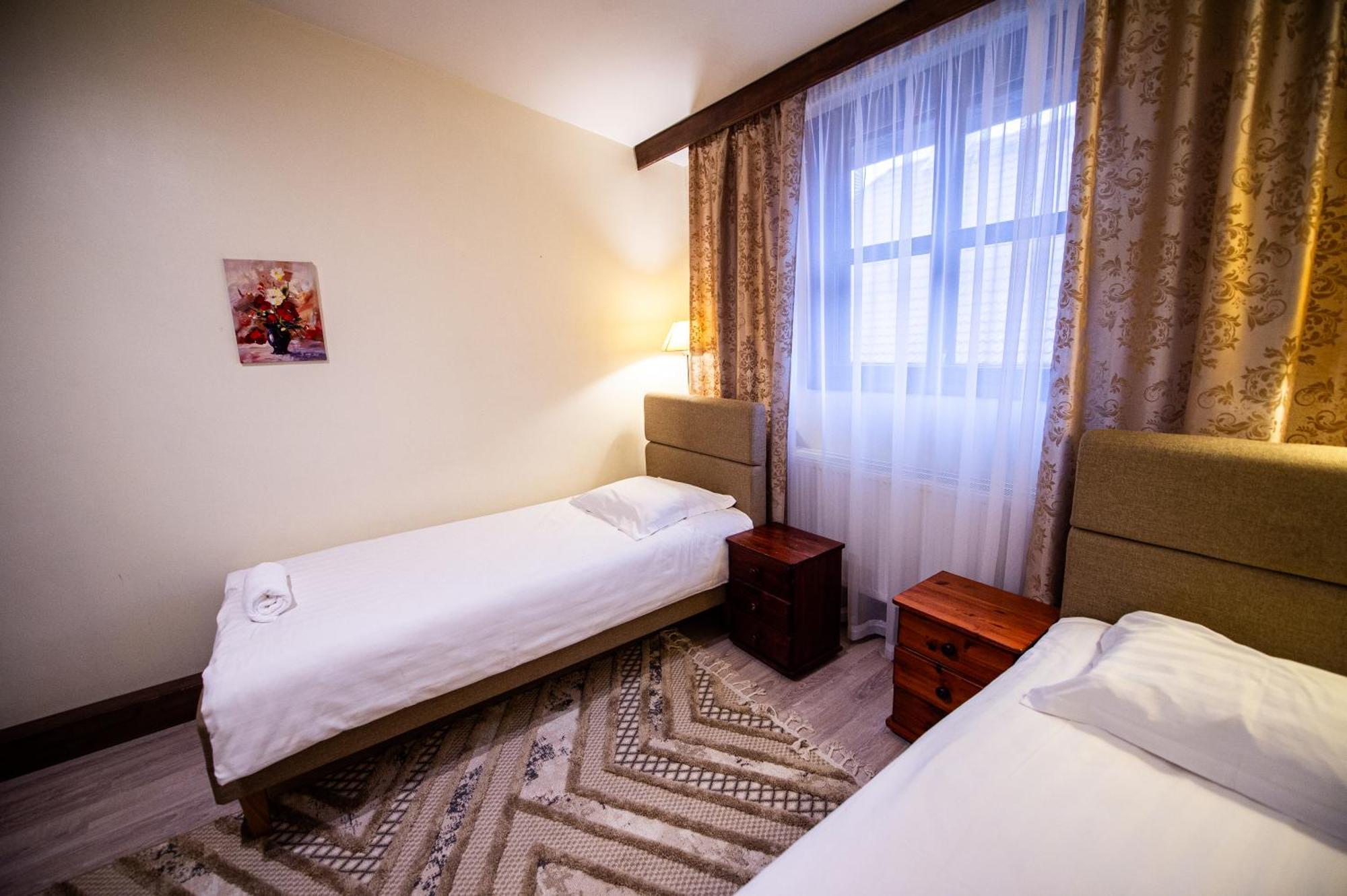 Ruunawere Hotel Nommealuse Ngoại thất bức ảnh