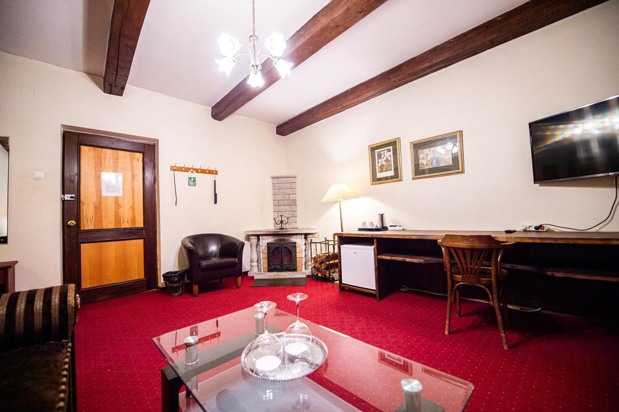 Ruunawere Hotel Nommealuse Ngoại thất bức ảnh